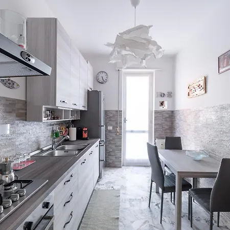 Appartement Spacious 4 Min To The