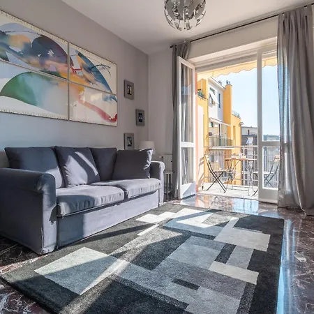 Spacious 4 Min To The Daire