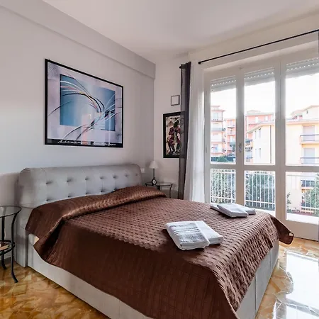 Daire Spacious 4 Min To The *