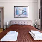 شقة Spacious 4 Min To The أرنزانو