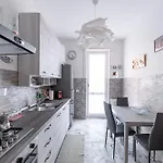 شقة Spacious 4 Min To The